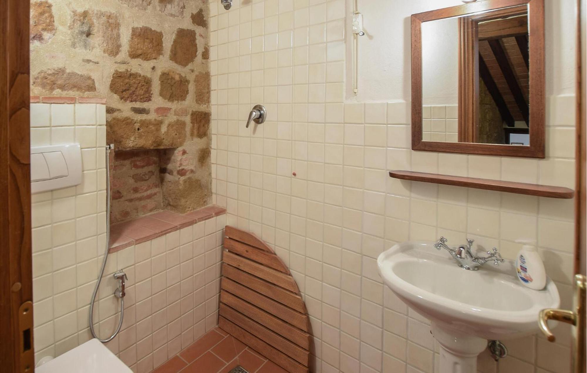 Cozy Apartment In Monticchiello With Wi-Fi Exterior photo