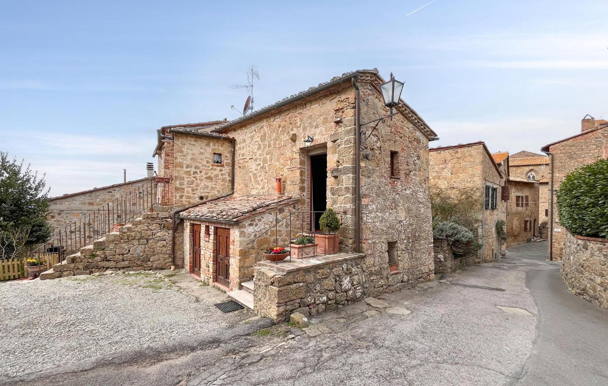 Cozy Apartment In Monticchiello With Wi-Fi Exterior photo