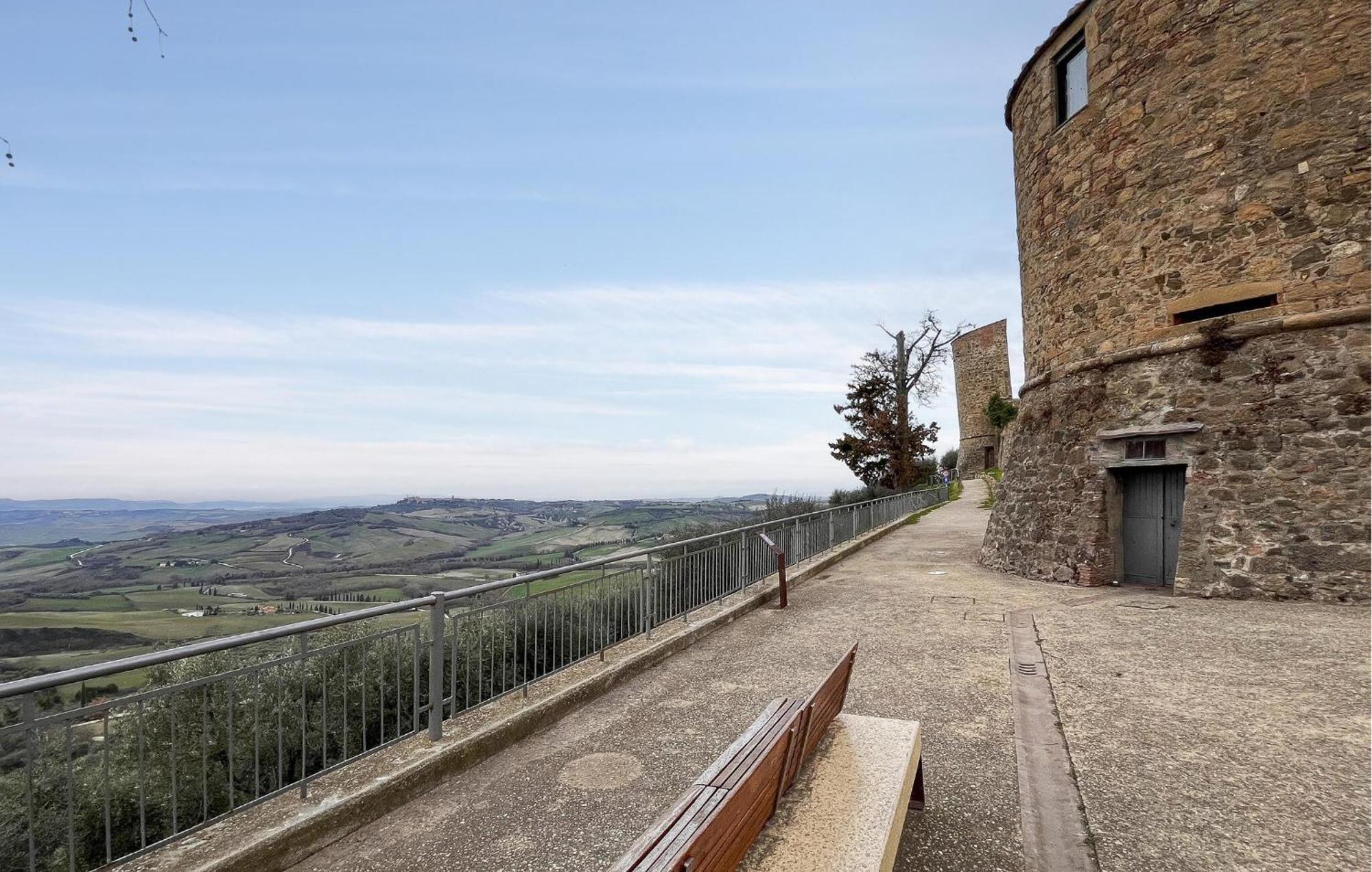 Cozy Apartment In Monticchiello With Wi-Fi Exterior photo